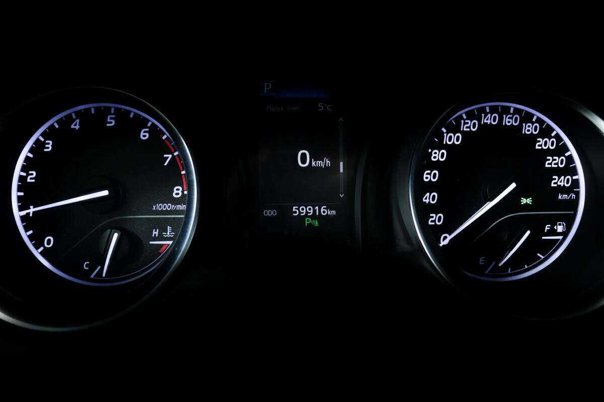 Toyota Camry, 2019 Фото №10