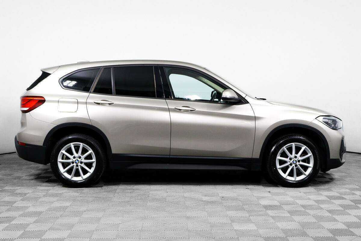 BMW X1 Long 20Li sDrive, 2020 Фото №4