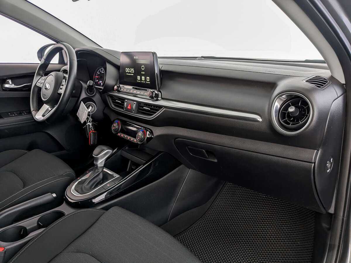 Kia Cerato, 2021 Фото №9