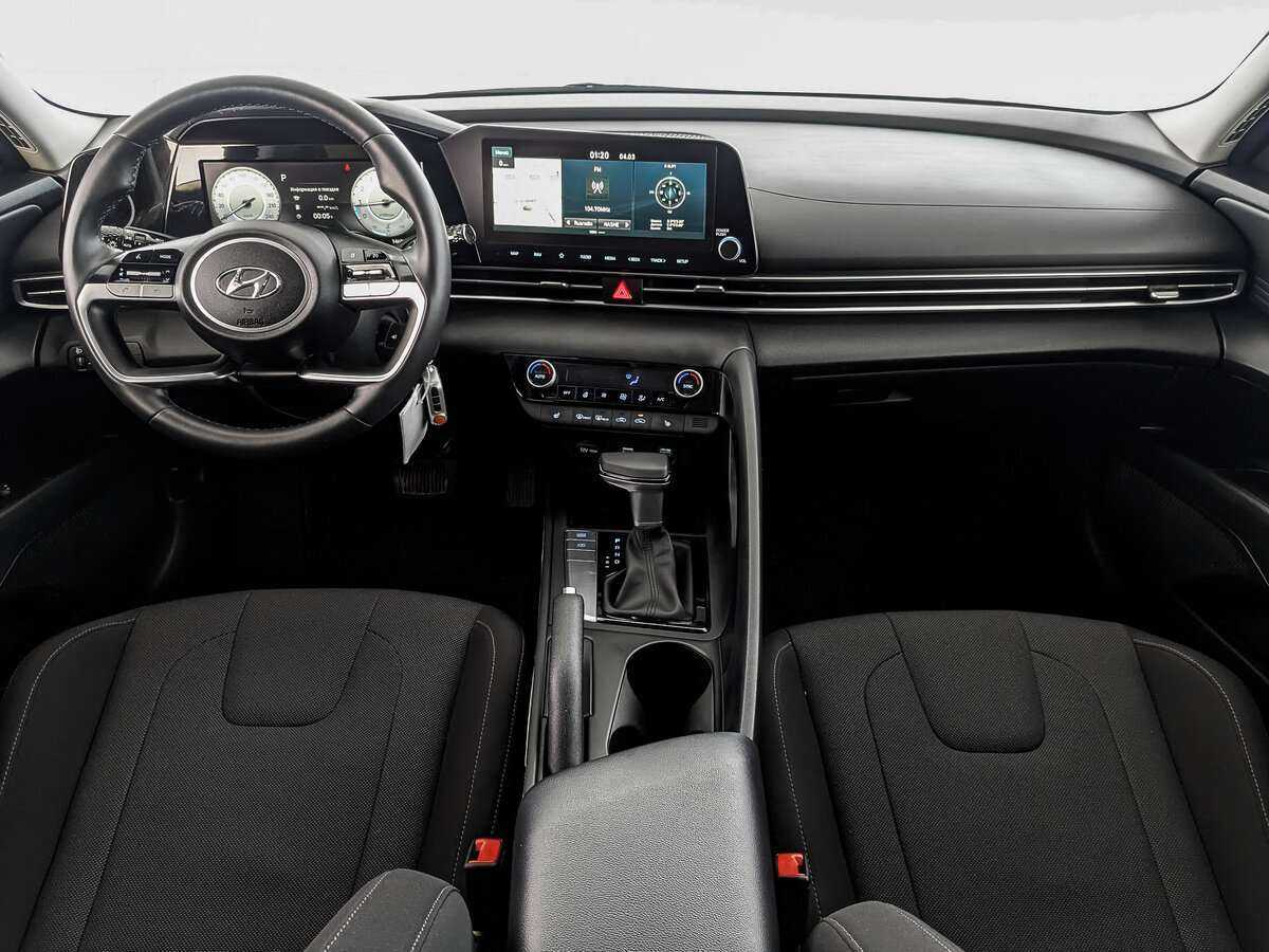 Hyundai Elantra, 2021 Фото №11