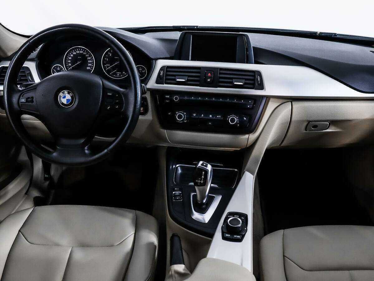 BMW 3 серии 316i, 2013 Фото №15