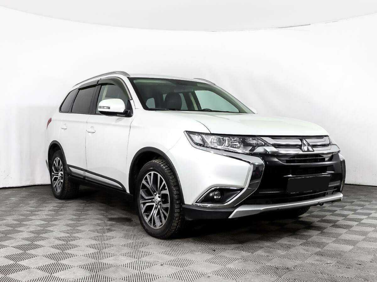 Mitsubishi Outlander, 2016 - 117 437 км. | Фото №3