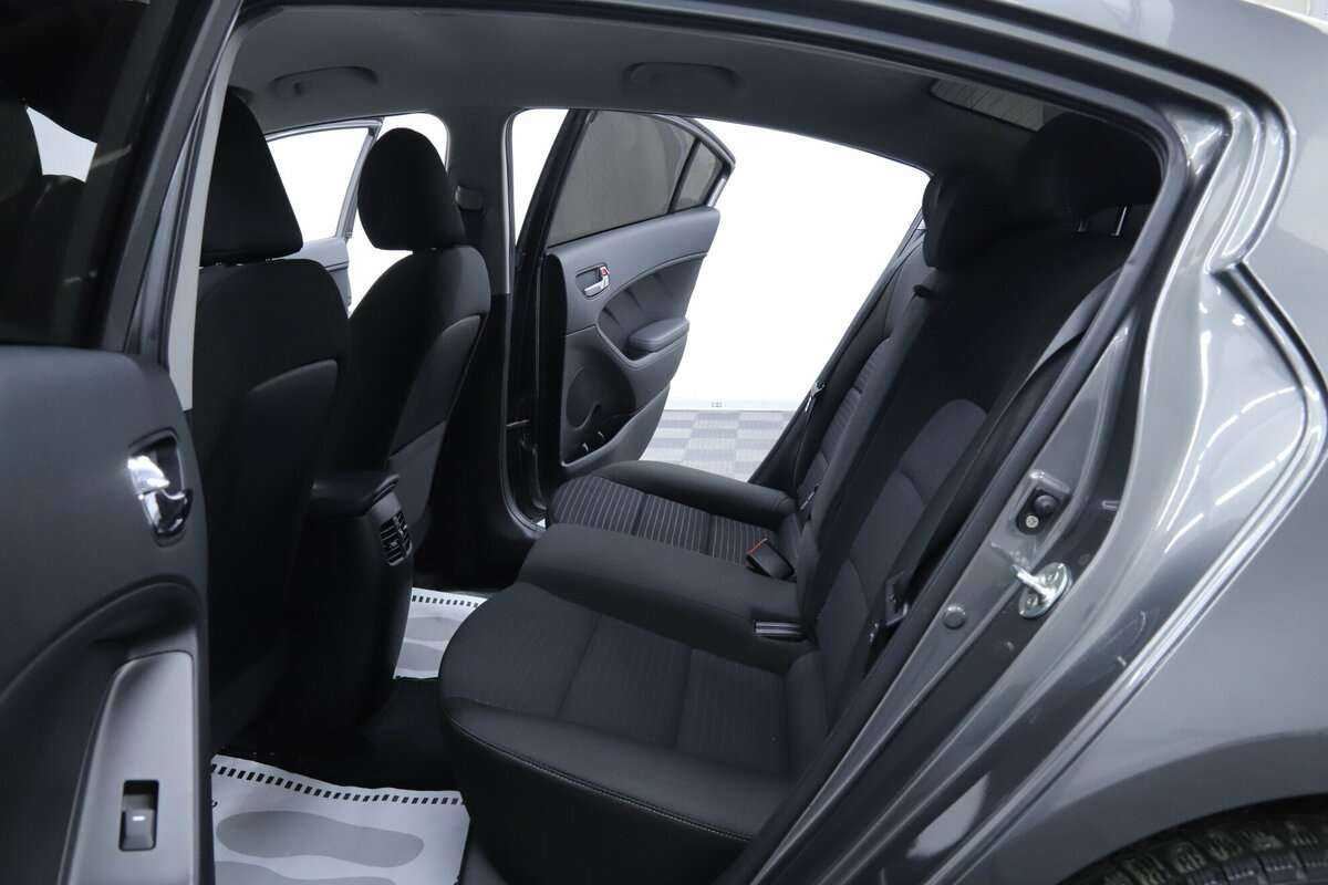 Kia Cerato, 2018 Фото №17