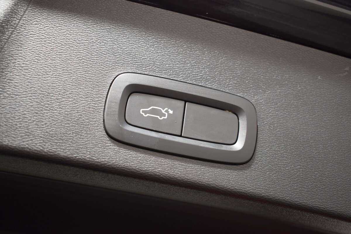 Volvo XC40, 2019 Фото №7