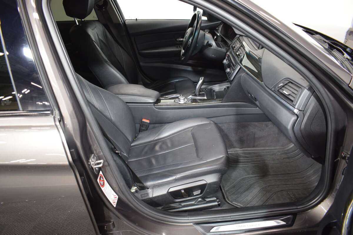 BMW 3 серии 328i, 2012 Фото №14