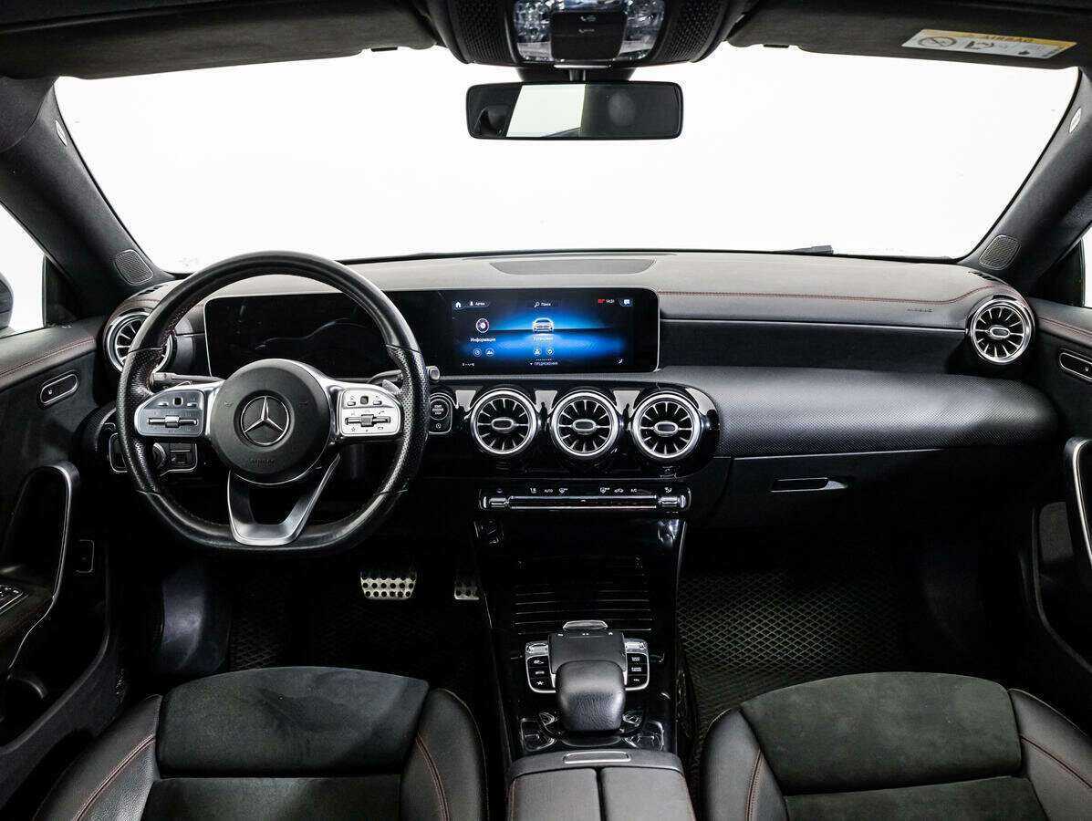 Mercedes-Benz CLA 200, 2019 Фото №13