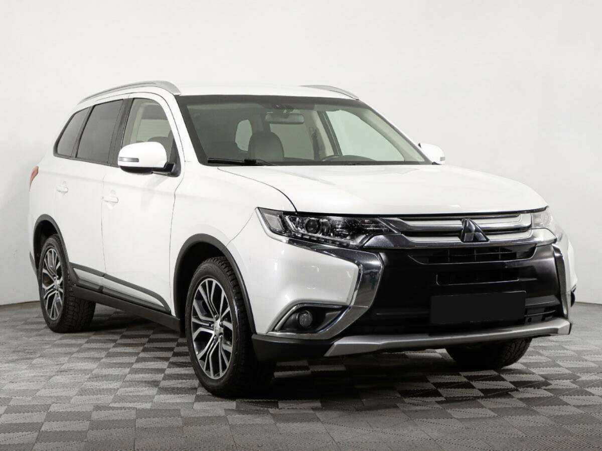 Mitsubishi Outlander, 2017 - 108 883 км. | Фото №3