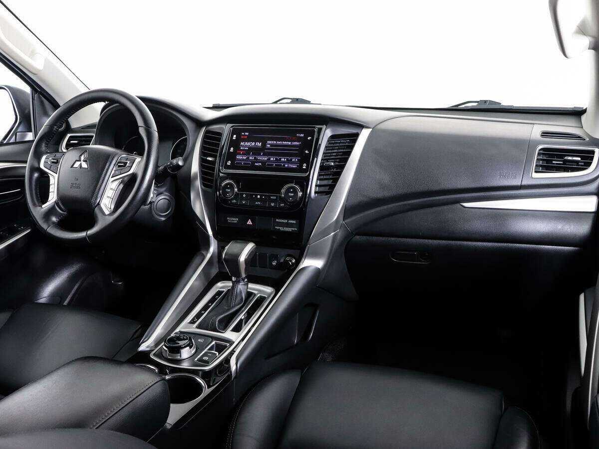 Mitsubishi Pajero Sport, 2018 - 103 890 км. | Фото №7