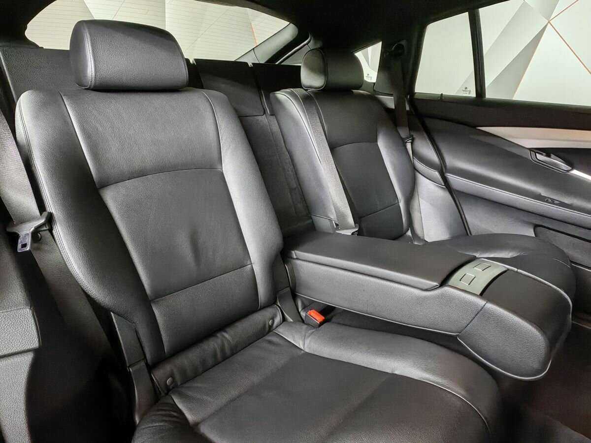 BMW 5 серии Gran Turismo 530d xDrive, 2013 Фото №13