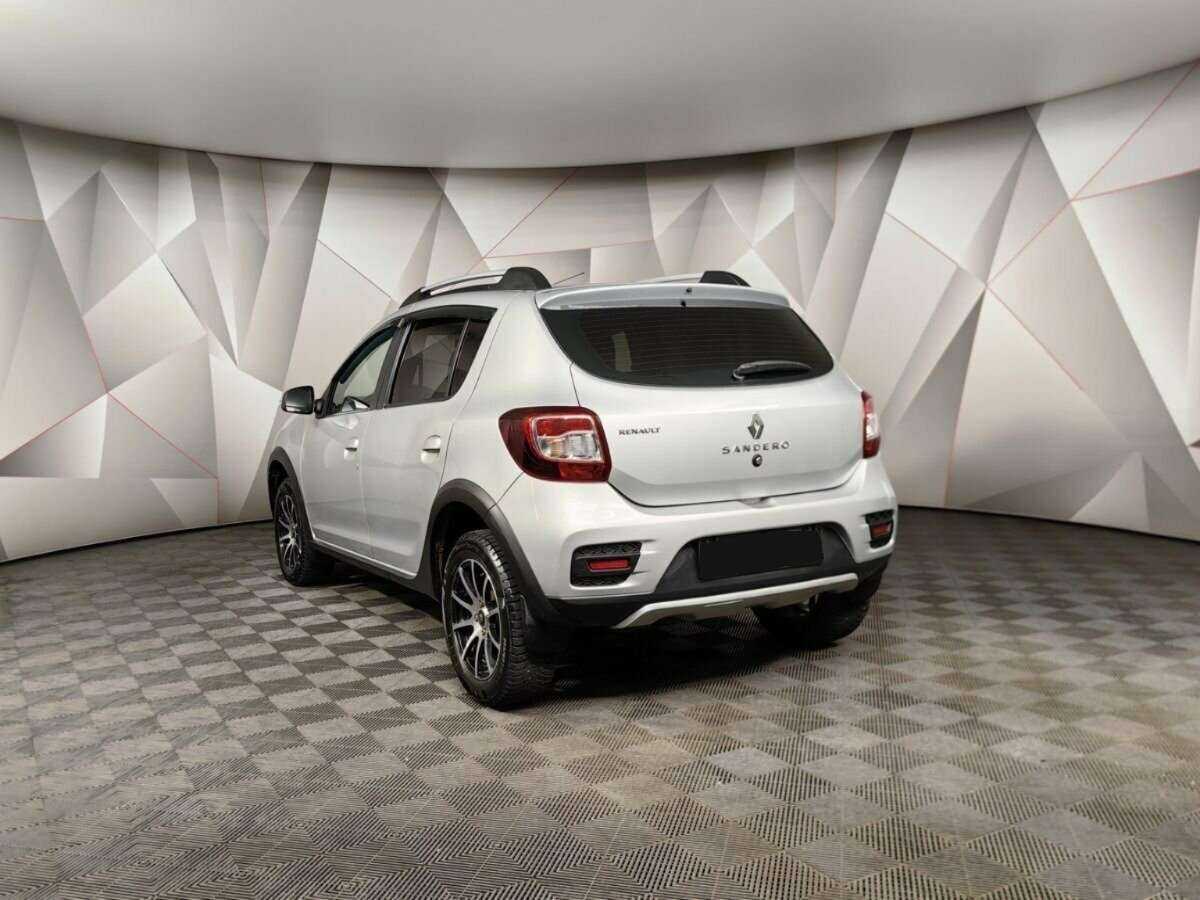 Renault Sandero Stepway, 2017 - 98 332 км. | Фото №4