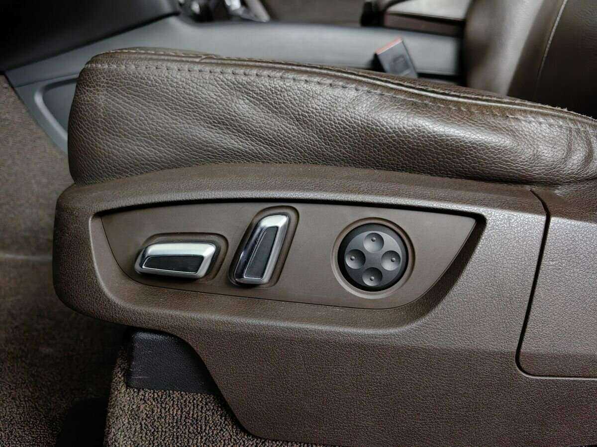 Audi Q7, 2013 Фото №15