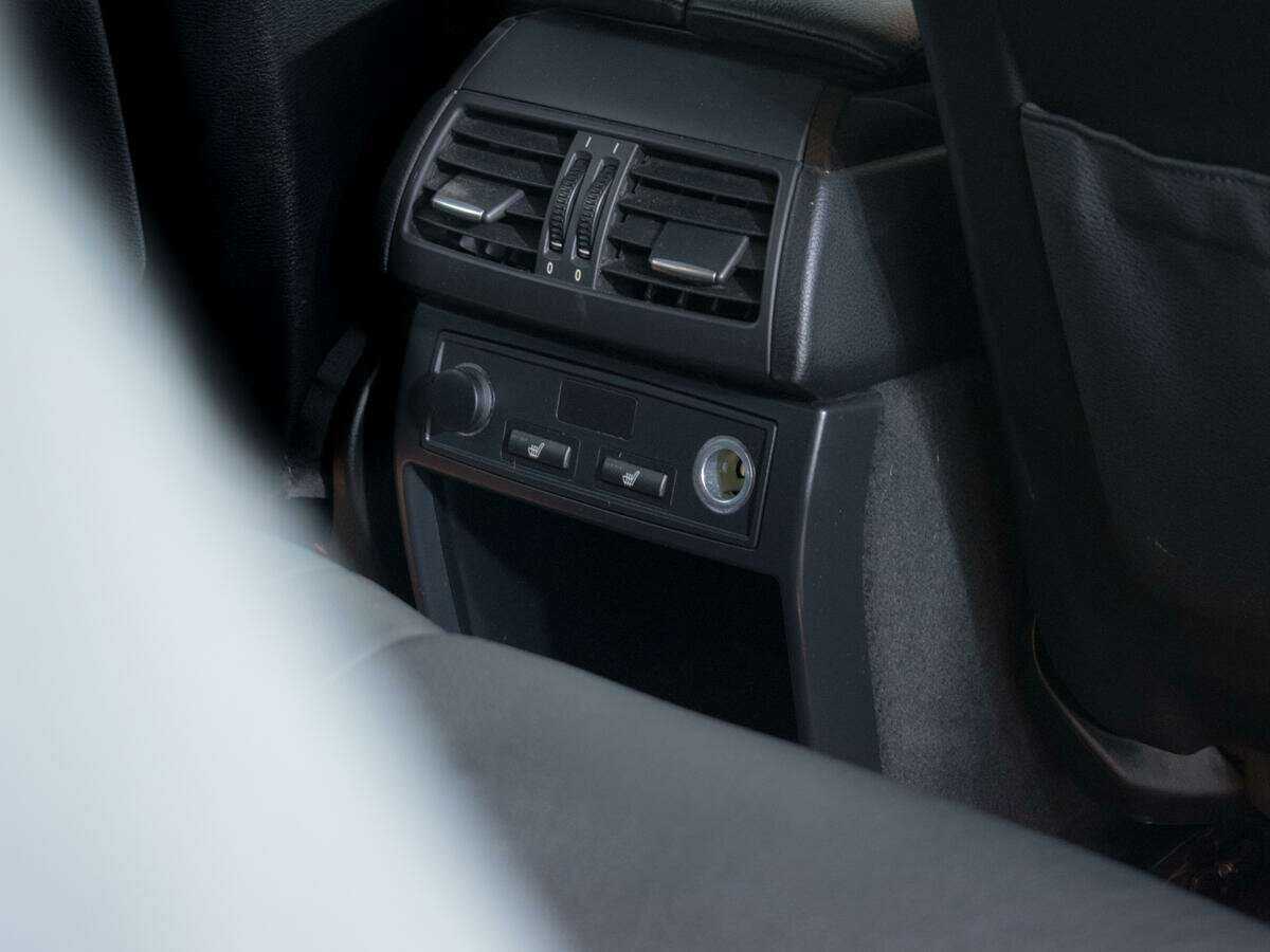 BMW X5 35i, 2013 Фото №17