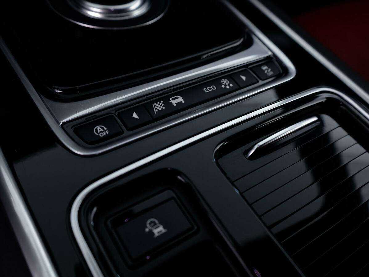 Jaguar XF, 2017 Фото №23