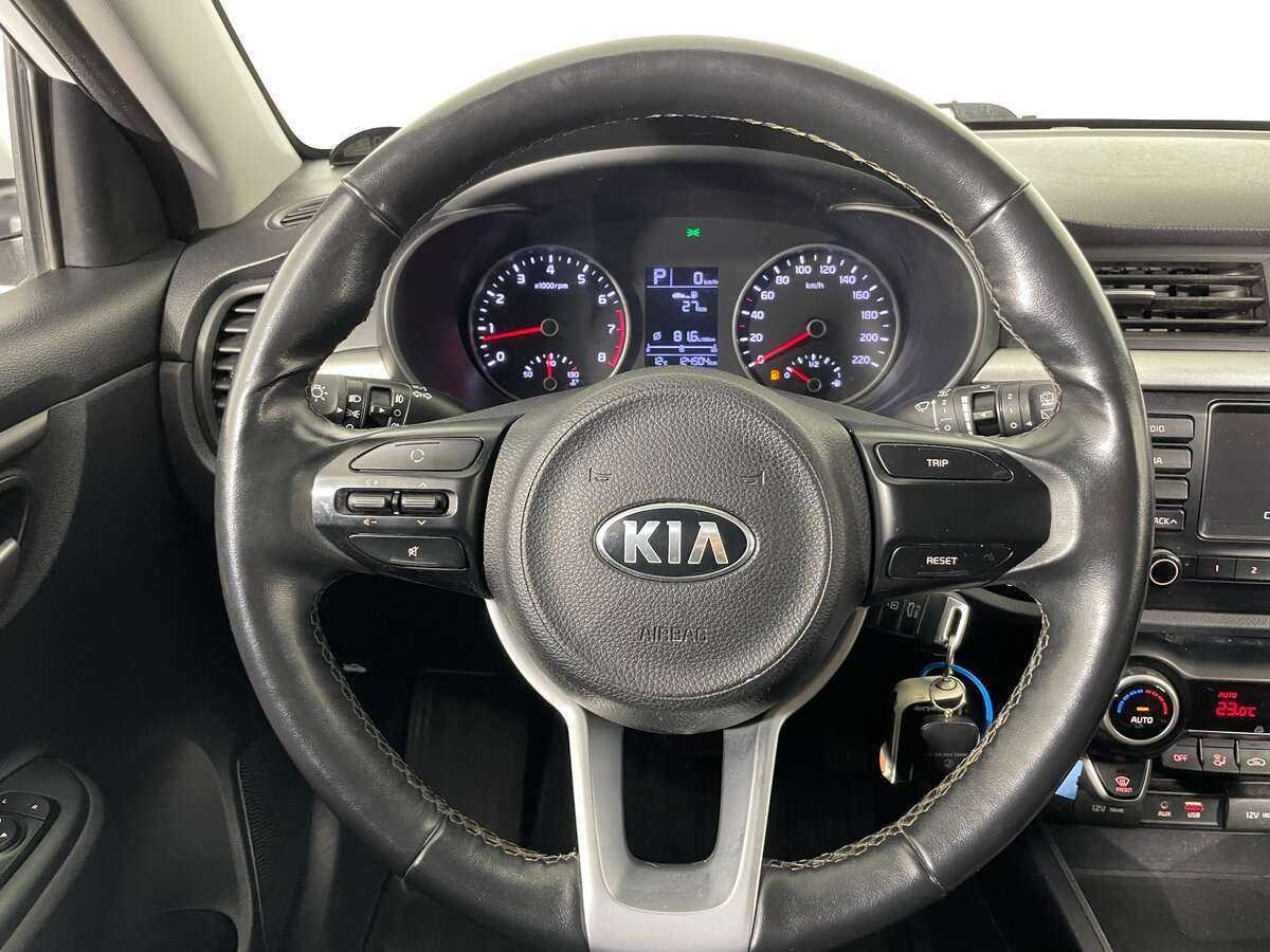 Kia Rio X-Line, 2020 Фото №12