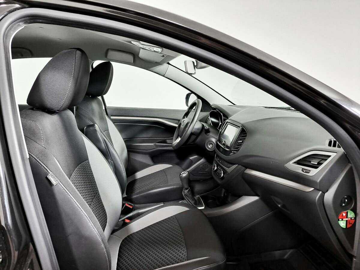 Lada (ВАЗ) Vesta, 2017 - 45 200 км. | Фото №6