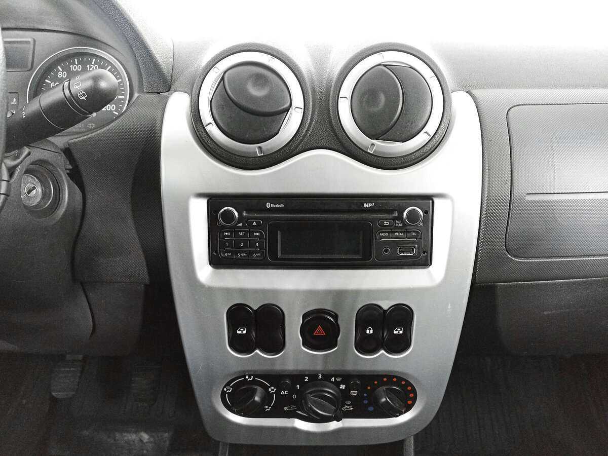 Renault Sandero Stepway, 2013 Фото №15