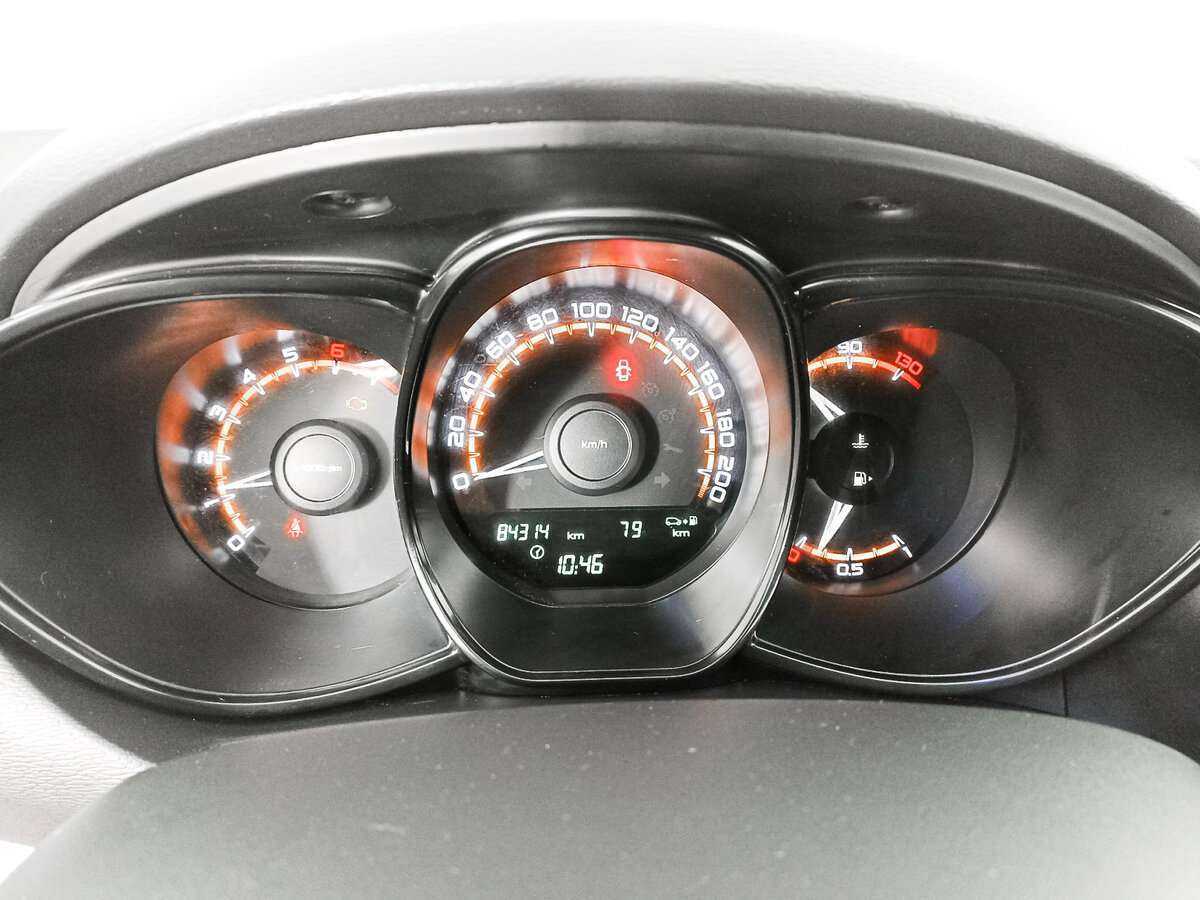 Lada (ВАЗ) Vesta SW, 2020 Фото №11