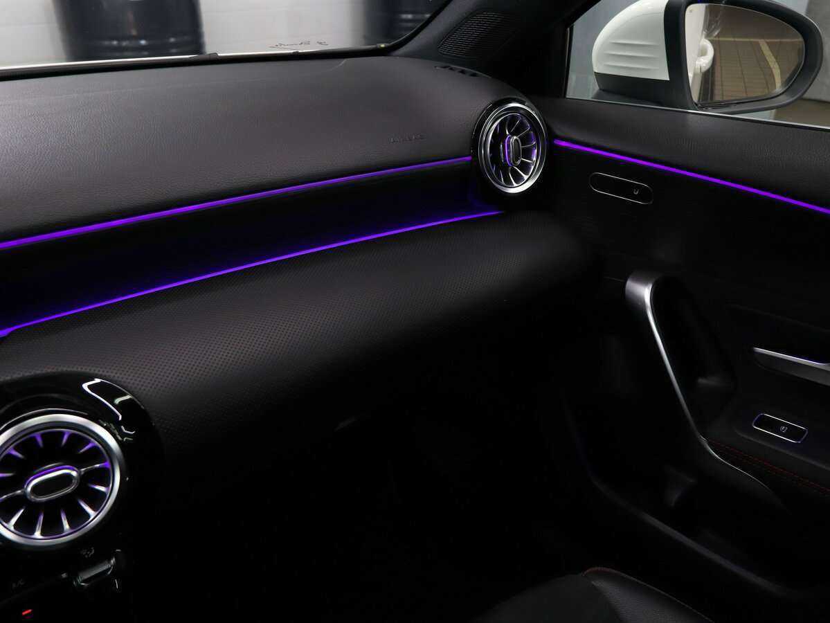 Mercedes-Benz A-Класс 200, 2019 Фото №24