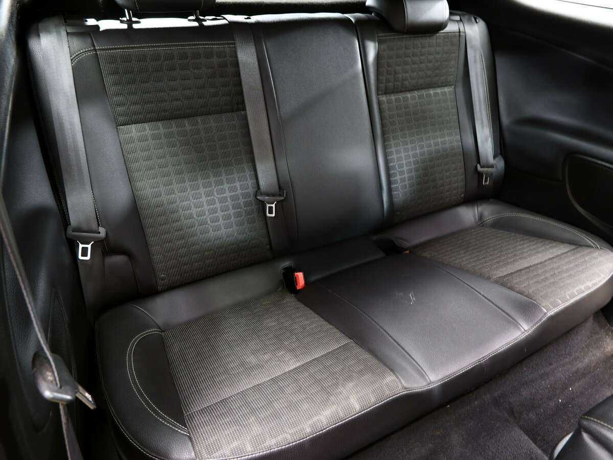 Opel Astra GTC, 2014 Фото №15