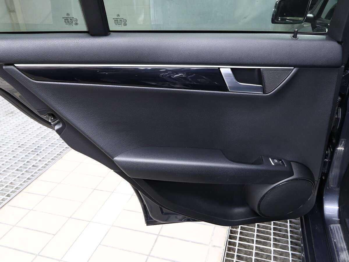 Mercedes-Benz C-Класс 180, 2012 Фото №10