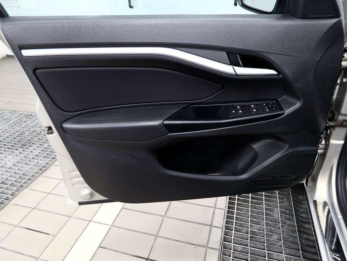 Lada (ВАЗ) Vesta SW, 2020 Фото №14