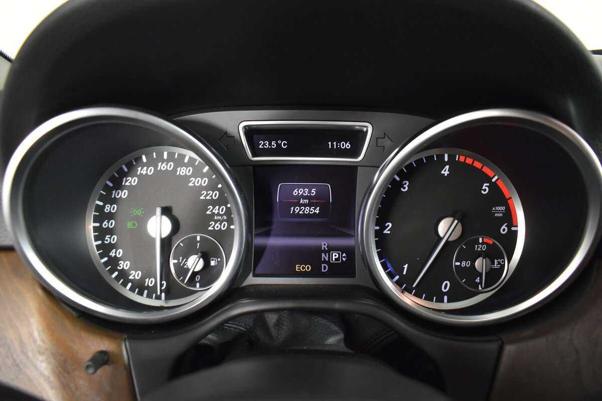 Mercedes-Benz M-Класс 350 CDI, 2013 Фото №16