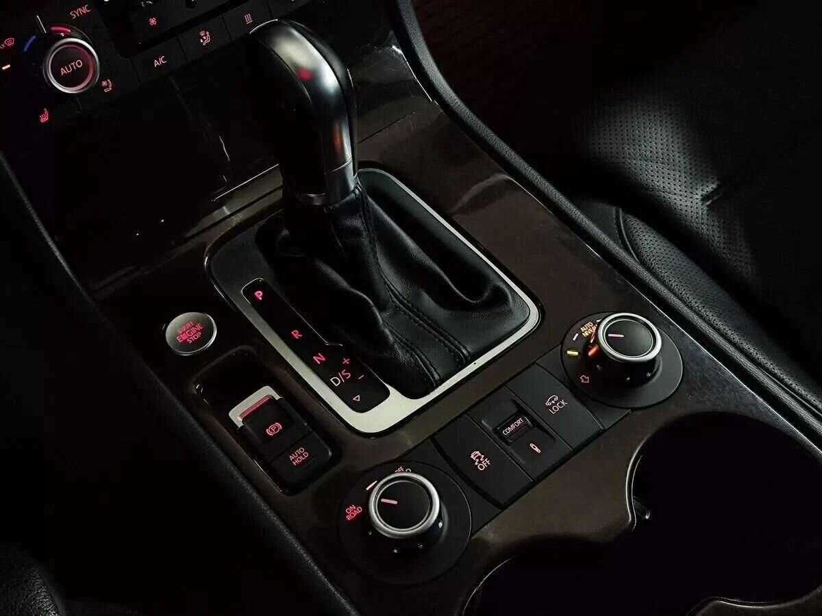 Volkswagen Touareg, 2014 Фото №14