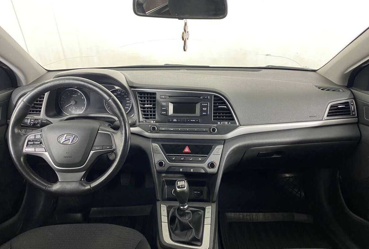 Hyundai Elantra, 2017 Фото №10