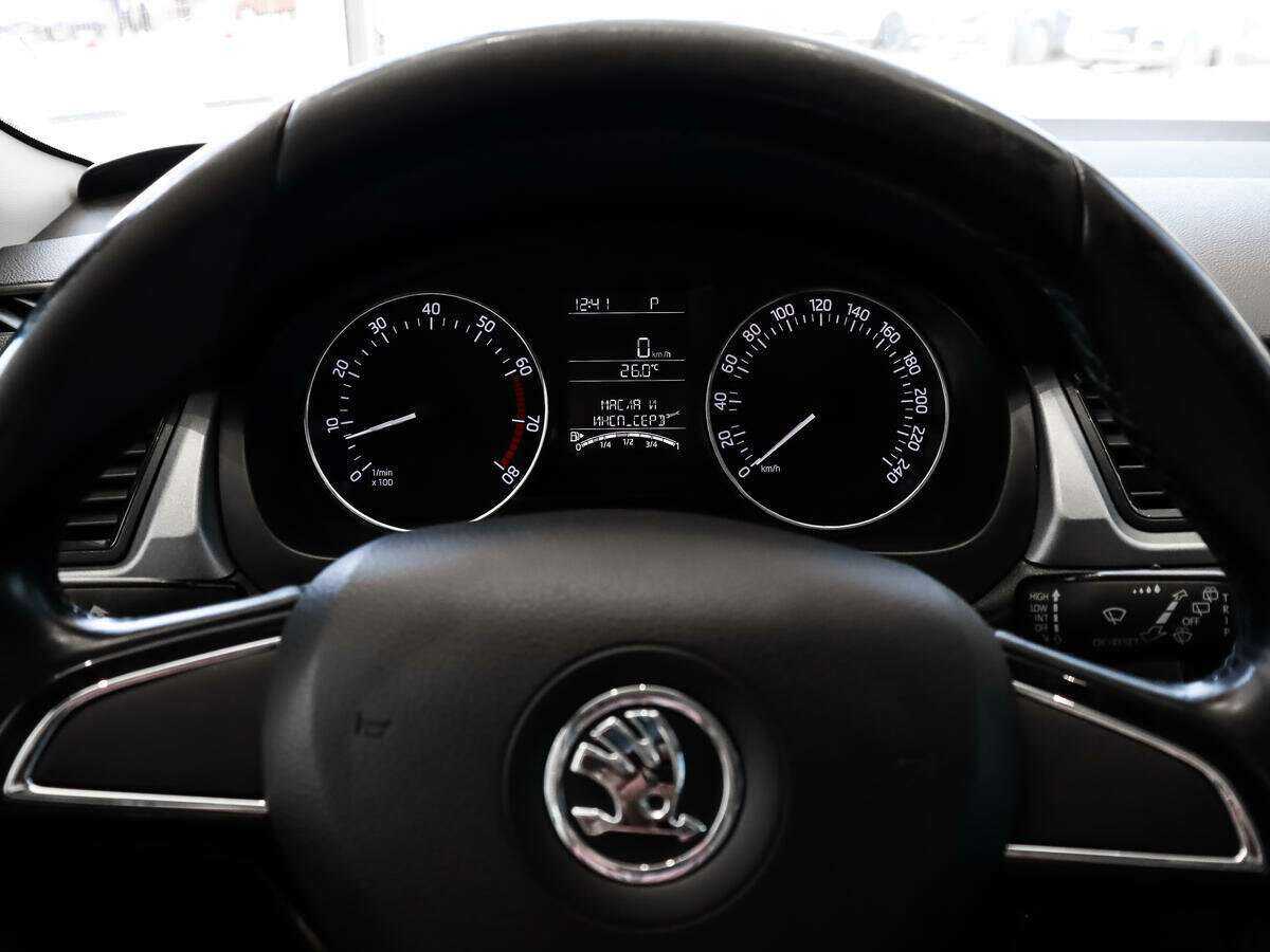 Skoda Rapid, 2016 Фото №14