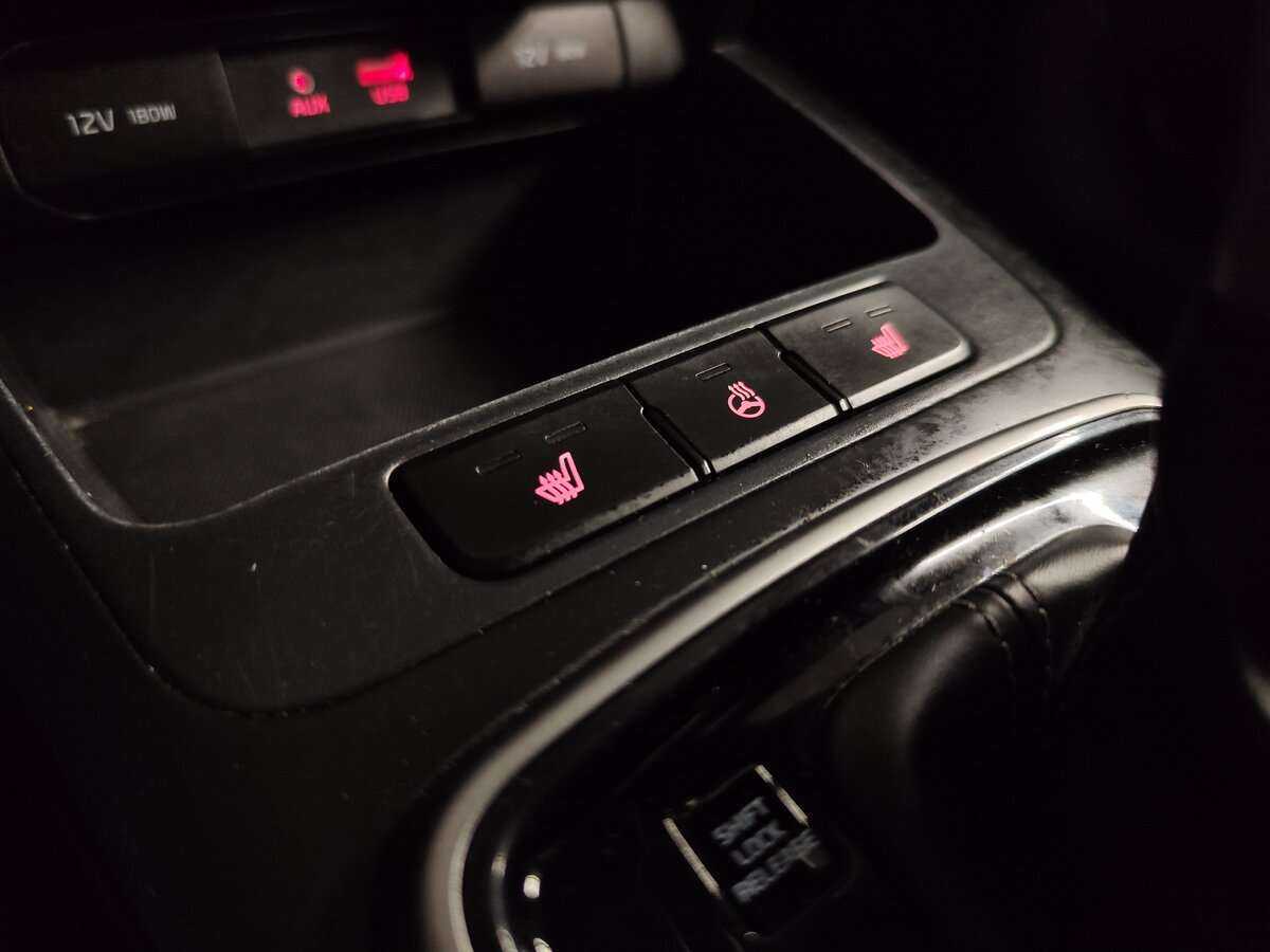 Kia Rio X-Line, 2018 Фото №12