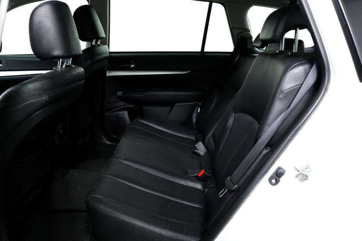 Subaru Outback, 2012 Фото №12