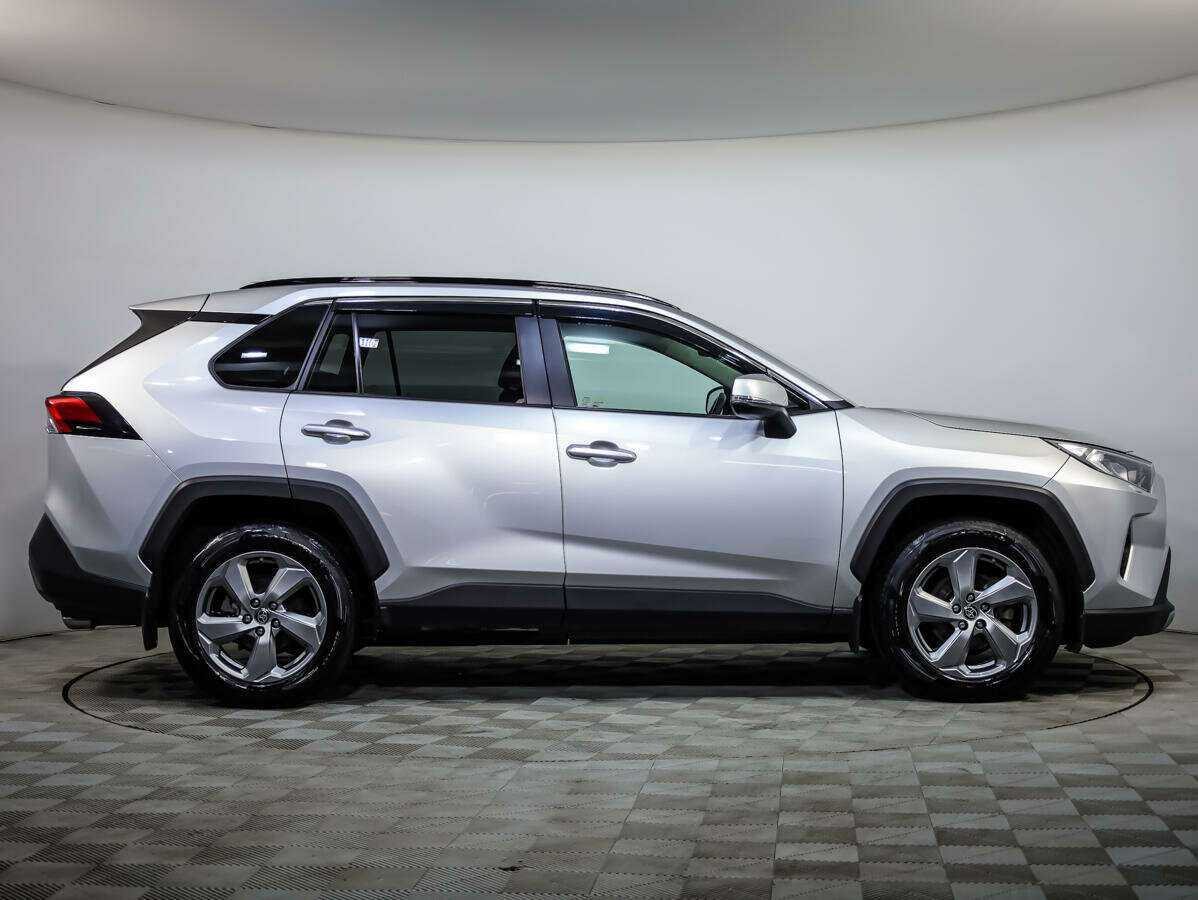 Toyota RAV4, 2020 - 69 982 км. | Фото №3