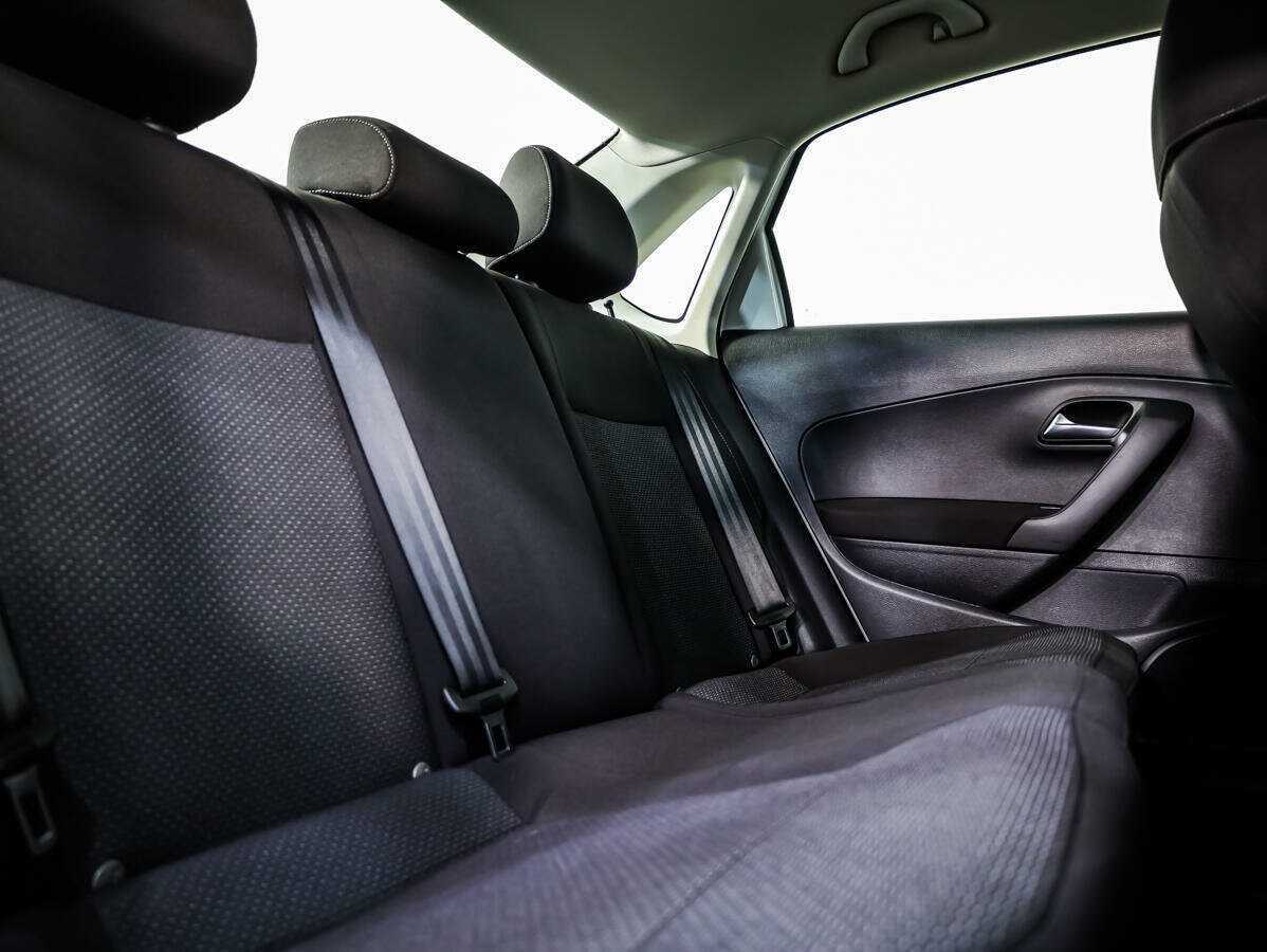 Volkswagen Polo, 2016 Фото №11