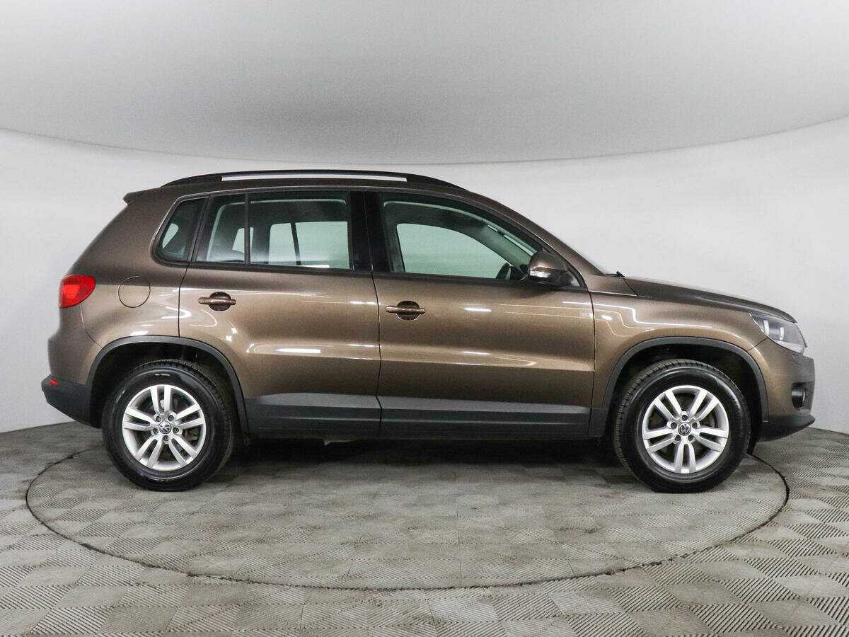 Volkswagen Tiguan, 2015 - 72 610 км. | Фото №4