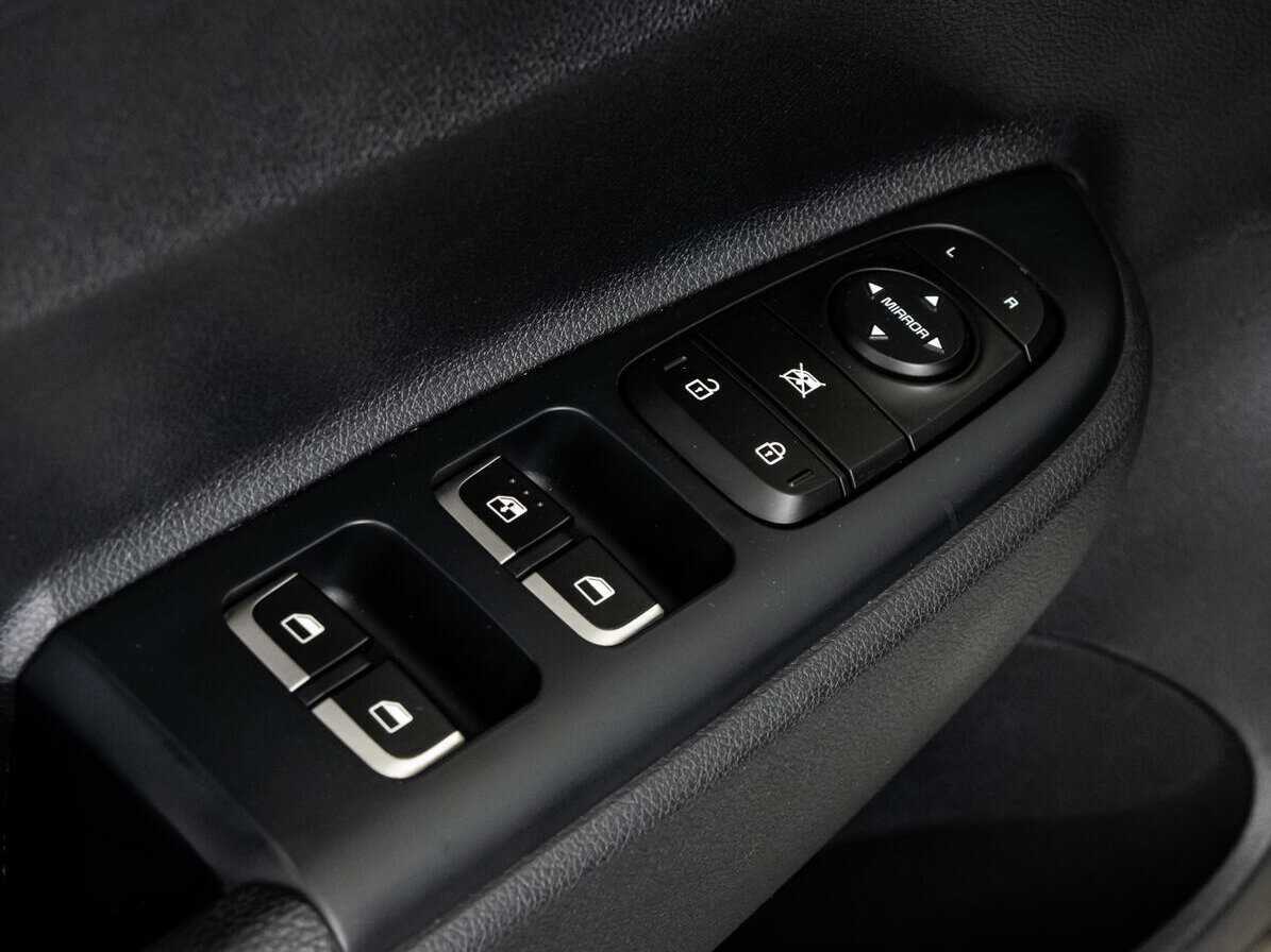 Kia Rio, 2019 Фото №19