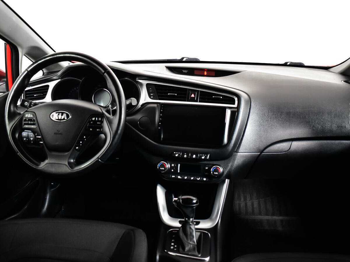 Kia Ceed, 2017 Фото №12