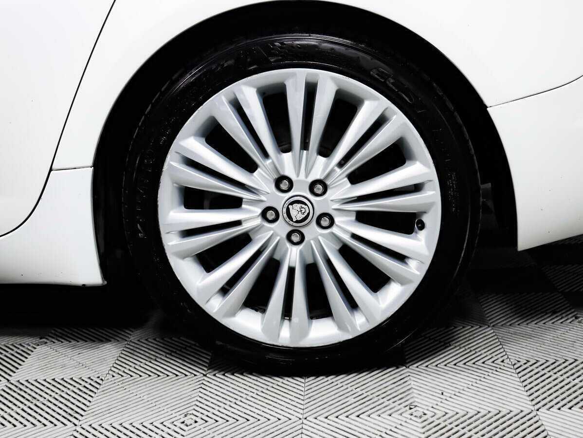 Jaguar XF, 2012 Фото №13