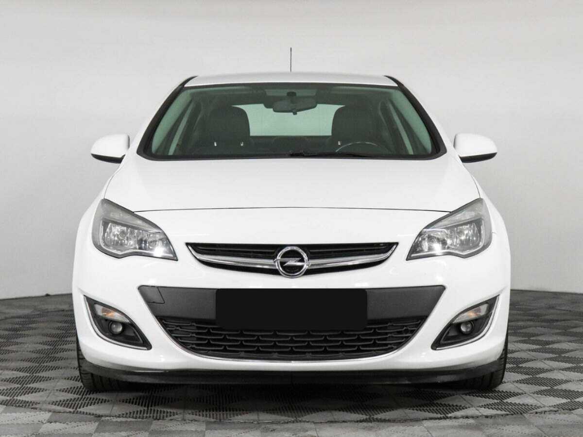 Opel Astra, 2013 - 124 725 км. | Фото №2