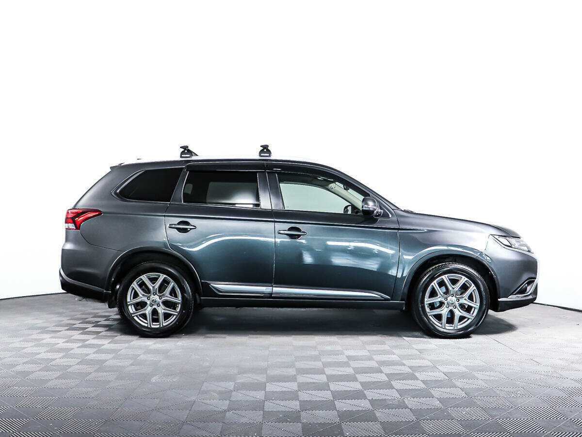 Mitsubishi Outlander, 2020 - 31 590 км. | Фото №4