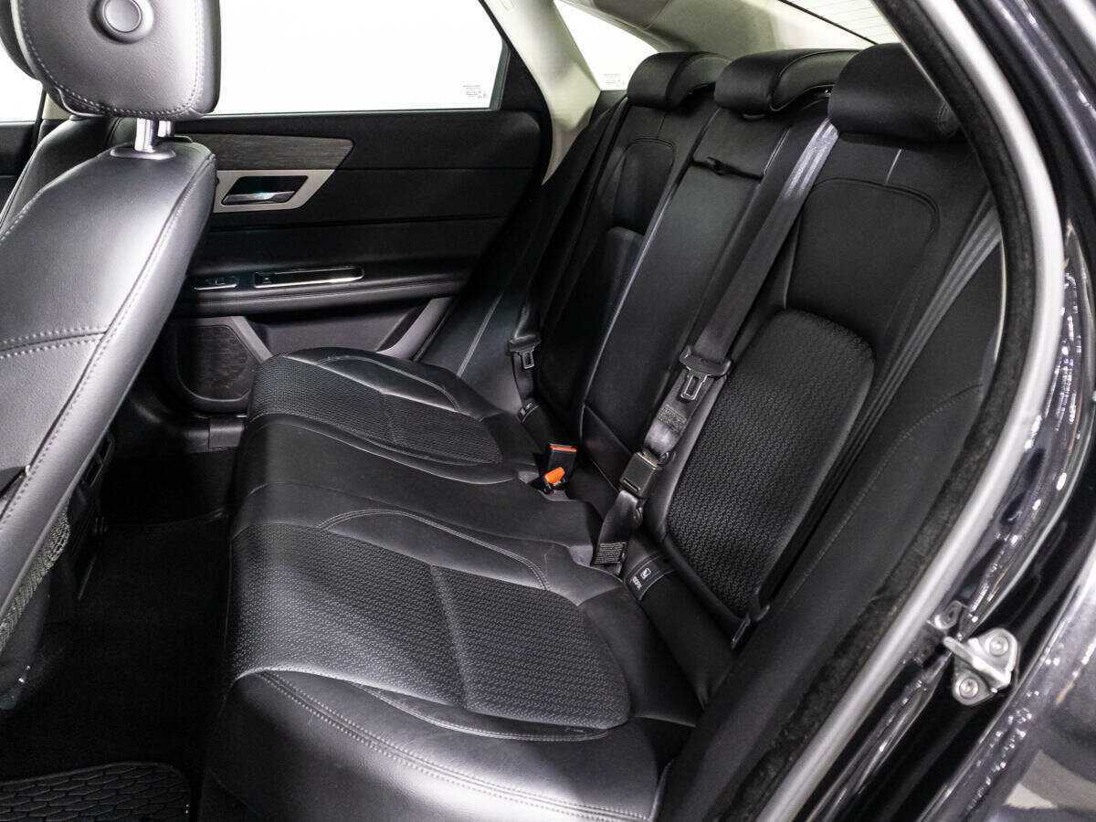 Jaguar XF, 2016 Фото №10