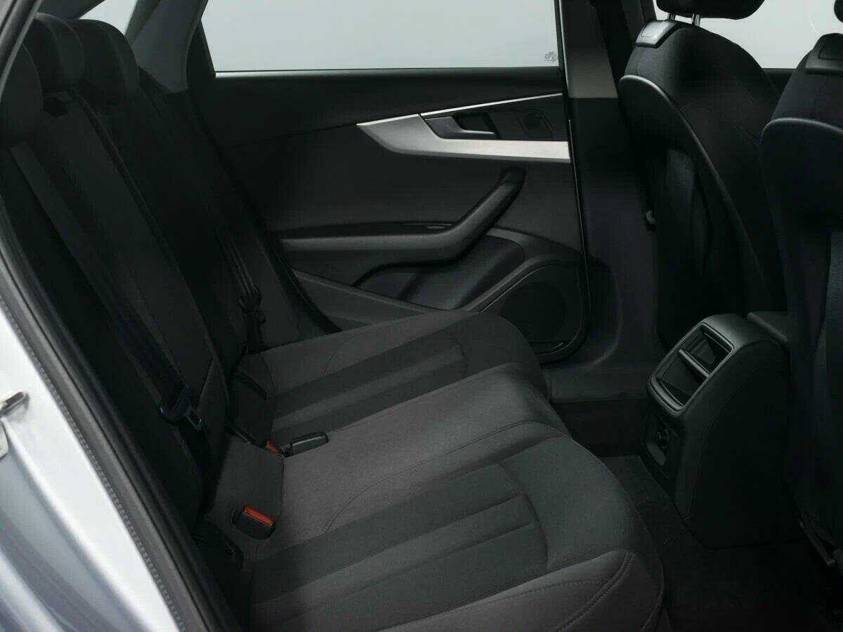 Audi A4, 2017 Фото №12