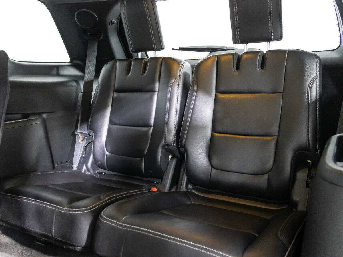 Ford Explorer, 2017 Фото №19