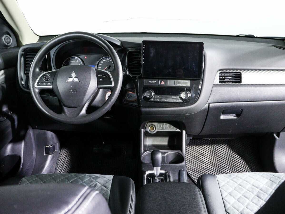 Mitsubishi Outlander, 2013 Фото №11
