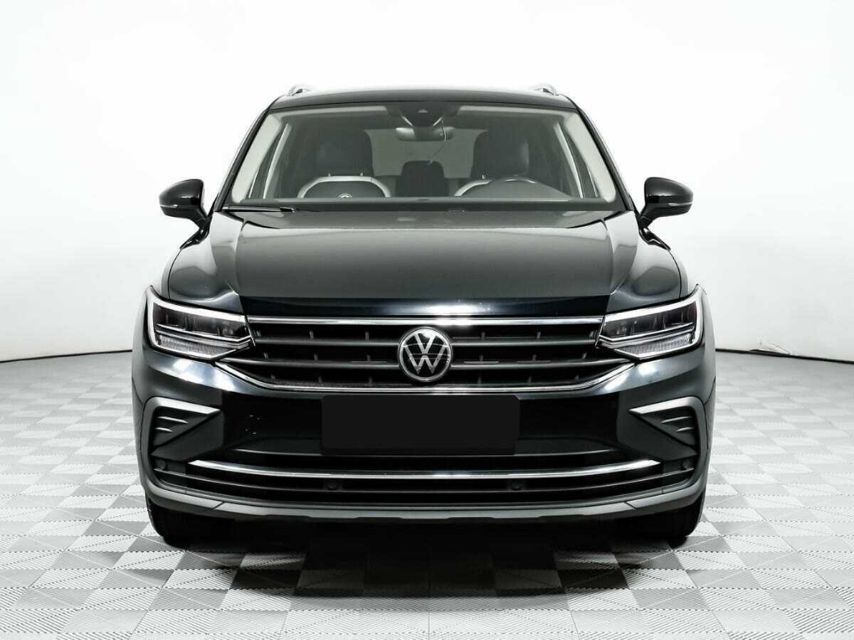 Volkswagen Tiguan, 2021 - 87 056 км. | Фото №2
