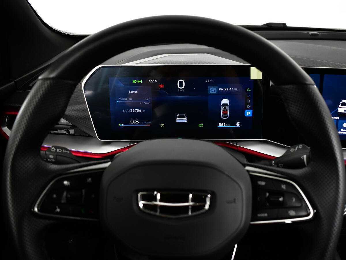 Geely Coolray, 2023 Фото №11