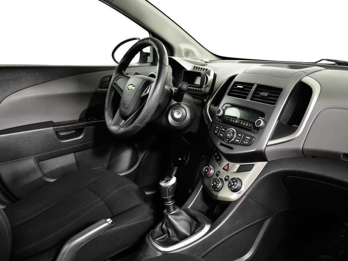 Chevrolet Aveo, 2012 Фото №9
