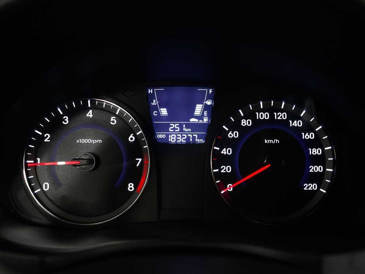 Hyundai Solaris, 2012 Фото №11