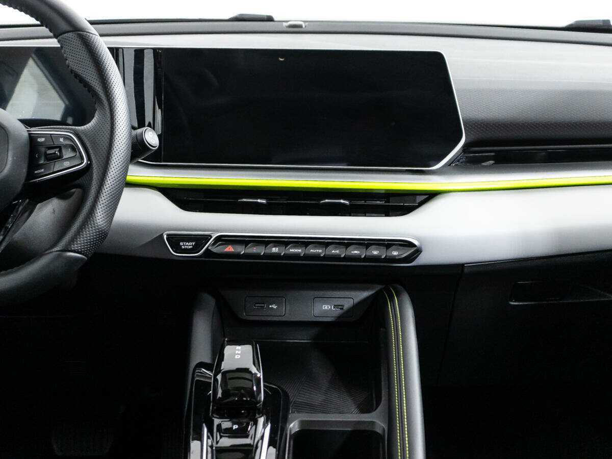 Geely Coolray (Binyue Cool), 2023 Фото №14