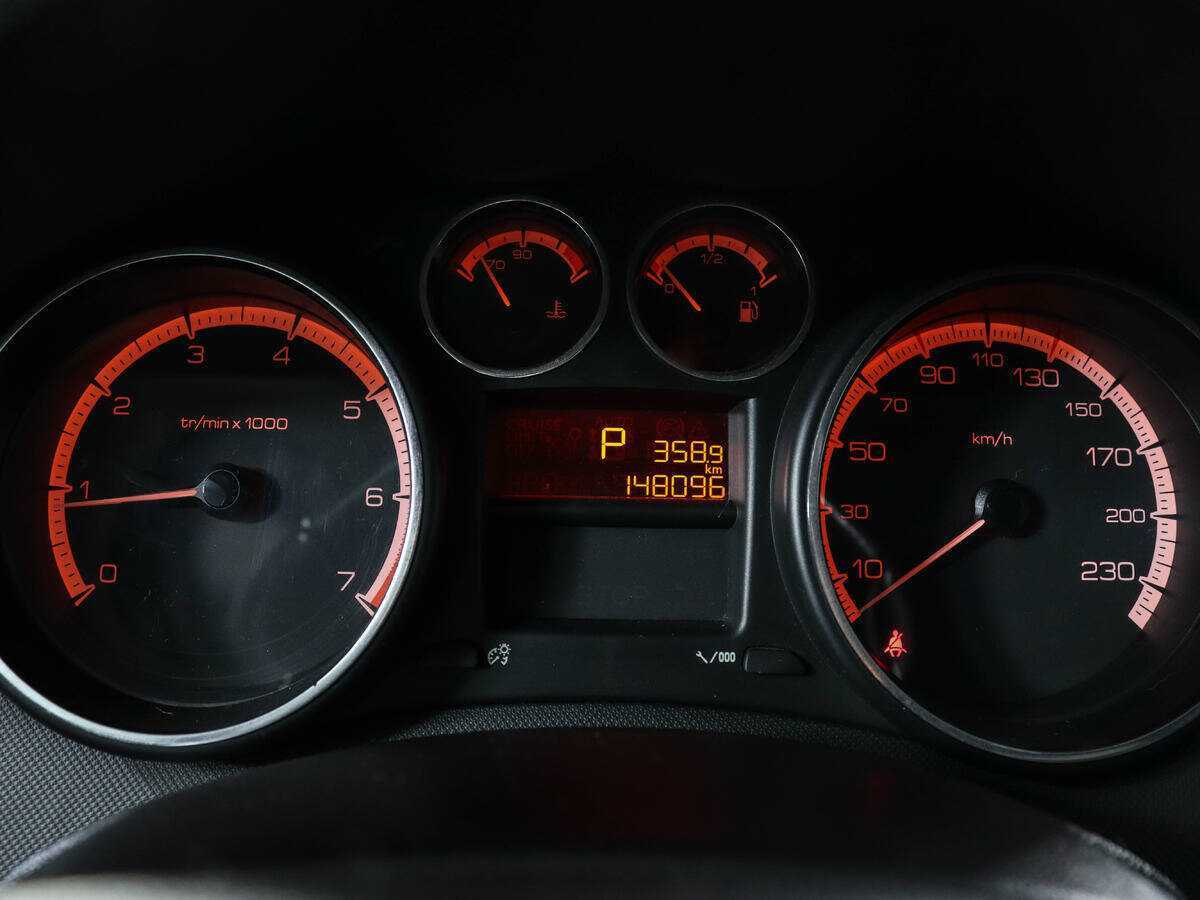 Peugeot 408, 2012 Фото №9