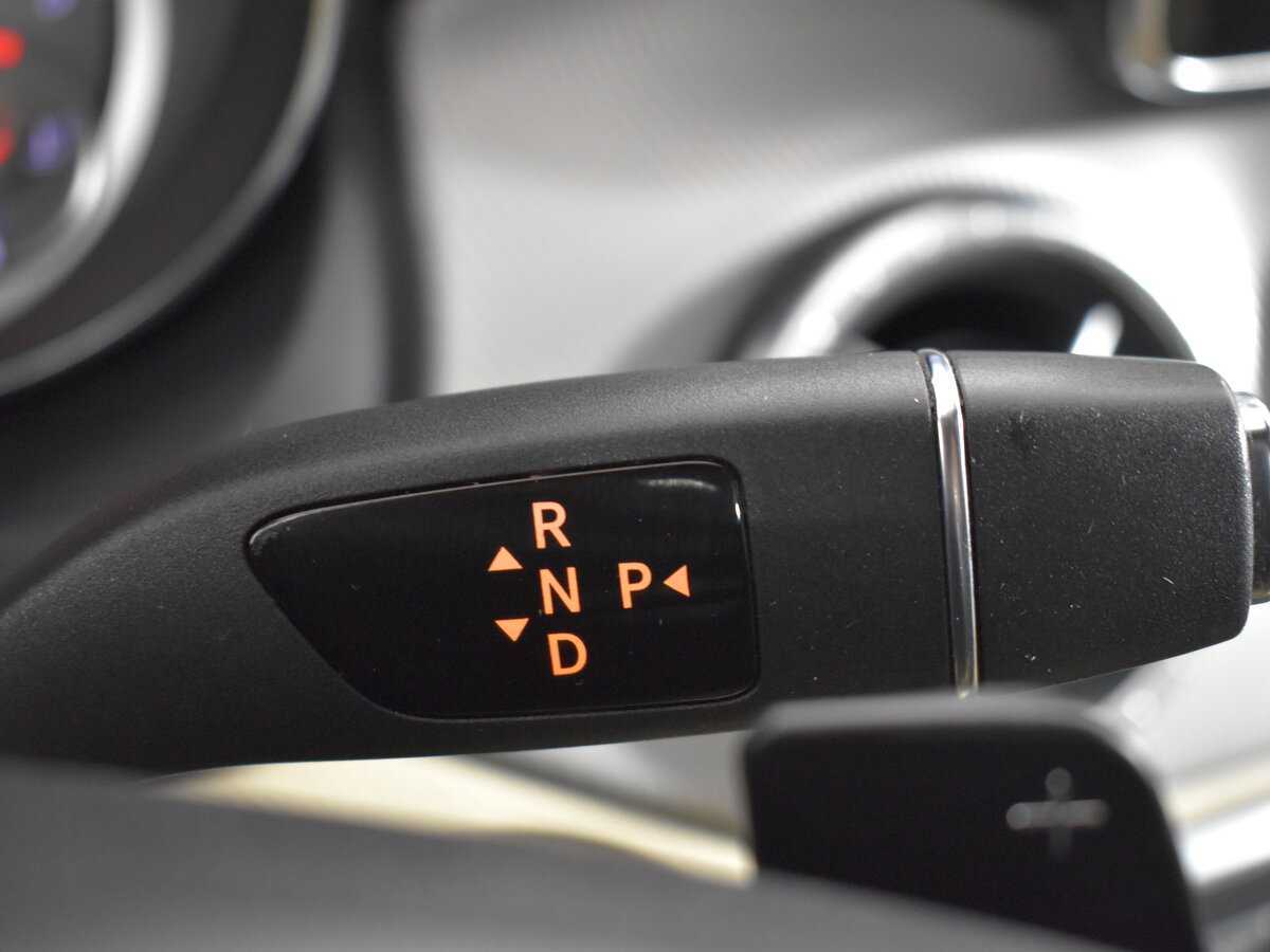 Mercedes-Benz CLA 200, 2013 Фото №16